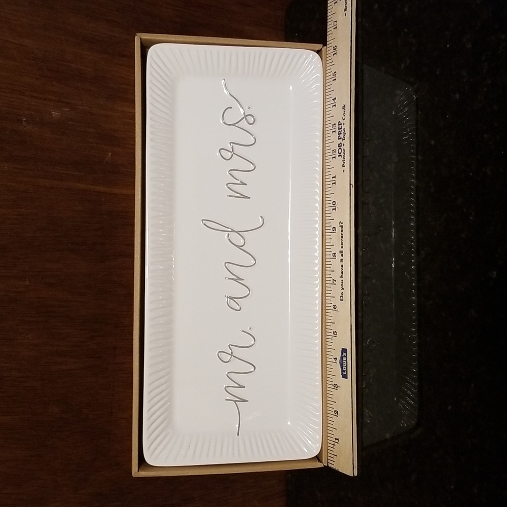 Mud Pie Mr & Mrs serving tray